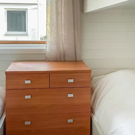Apartment 3 Bedroom In